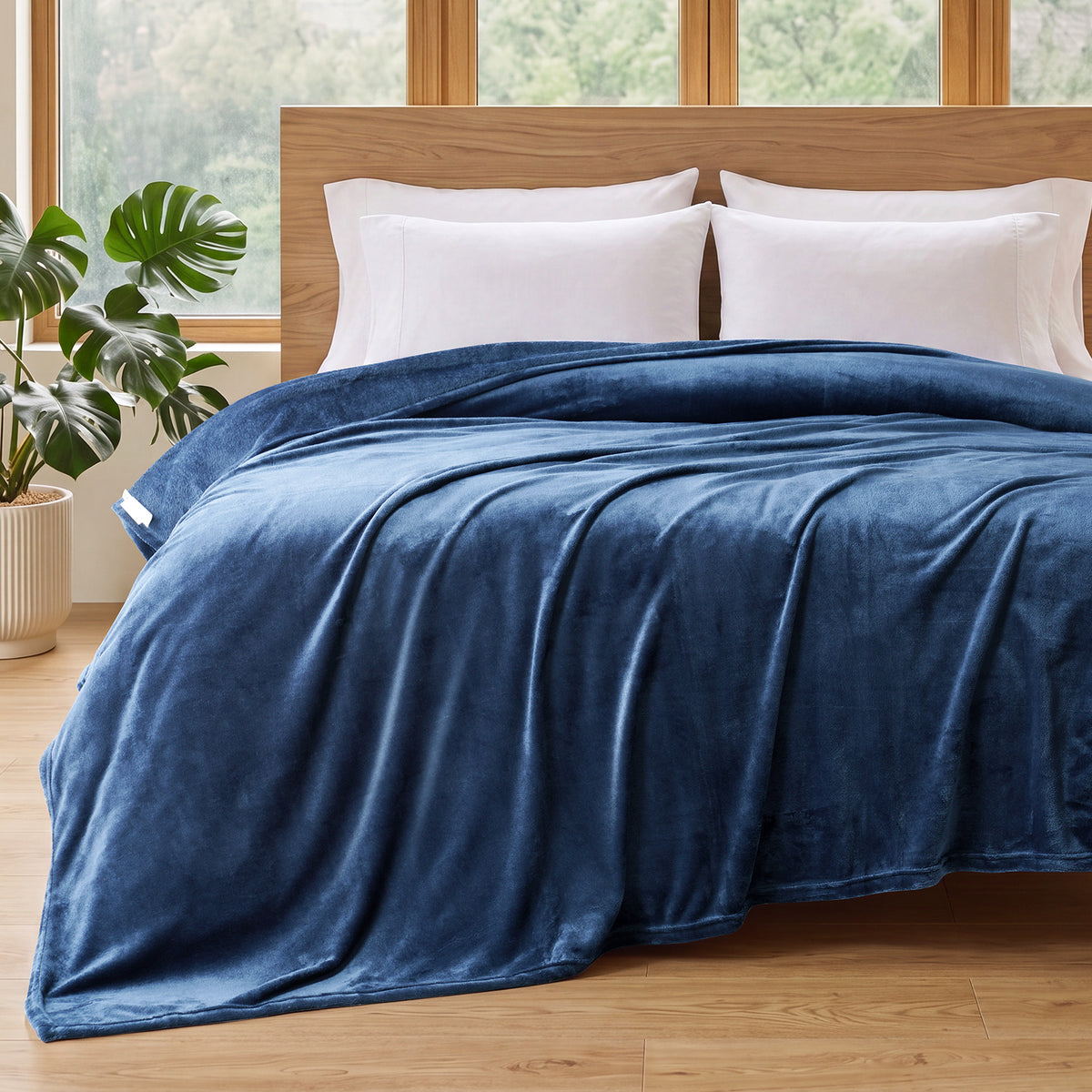 EMONIA Soft Throws for Sofa, Cozy Checkered Blanket Gifts for Women Men, Warm Fleece Throw Blanket for Couch Bed, Home Decor Blankets and Throws