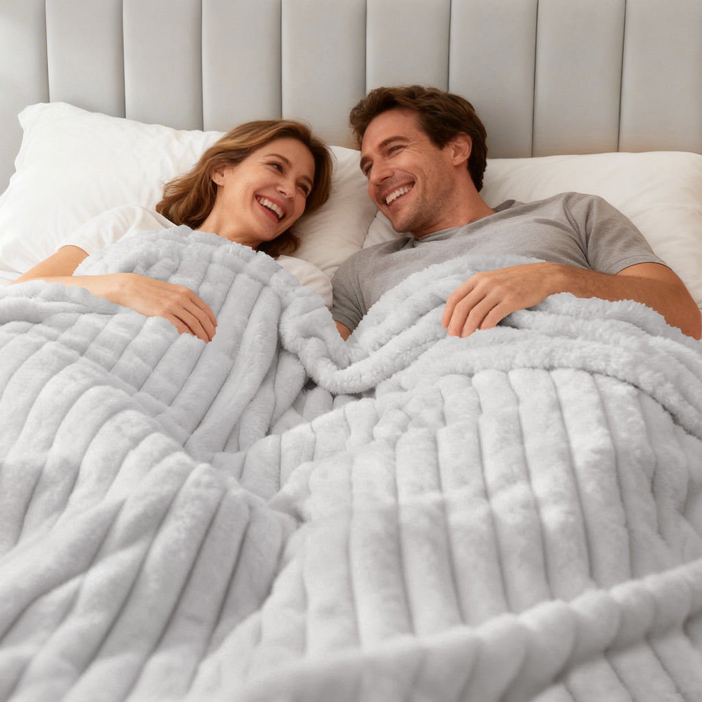 EMONIA White Fleece Throw Blanket for Couch, 320GSM Super Soft Cozy Blankets and Throws, Decorative Fleece Blankets for Women Men Gifts, Throws with Stripes for Sofa Bed Decor