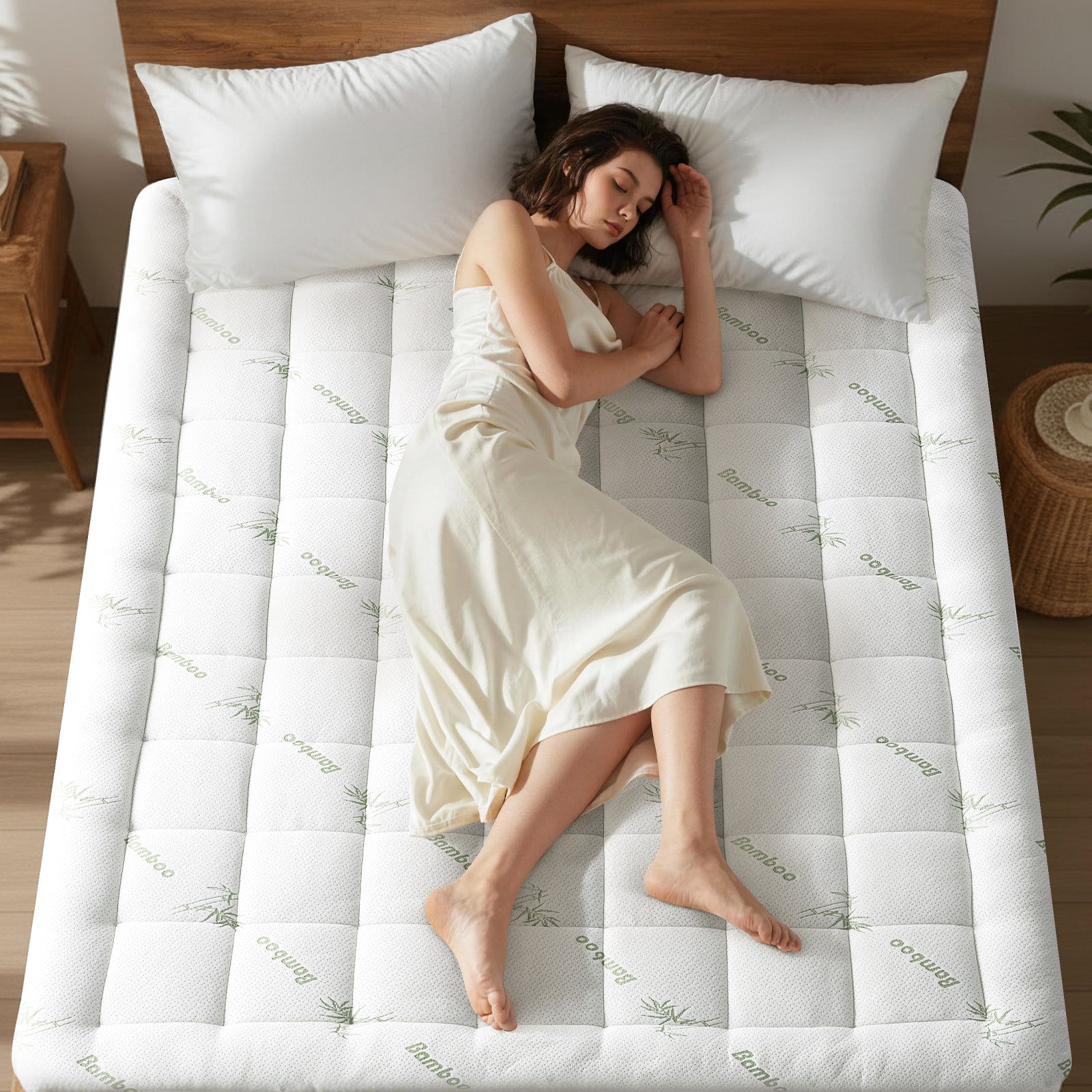 EMONIA Mattress Pad Pillow Top Mattress Cover Breathable Soft Viscose Made from Bamboo Mattress Protector Deep Pocket Fits 8-21 Inches